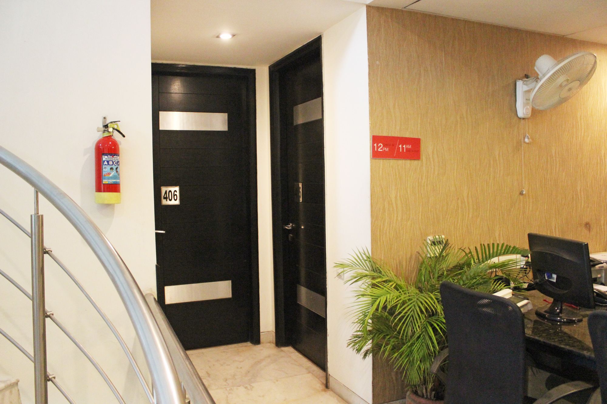 Oyo 605 Hotel Camria Gurgaon Exterior foto